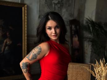 MiaOliveres — Livejasmin stream photo (Nov 2025)