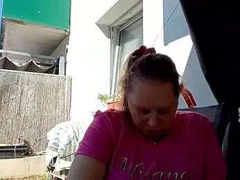 Jahudka47 — modelo de webcam en línea en stripchat