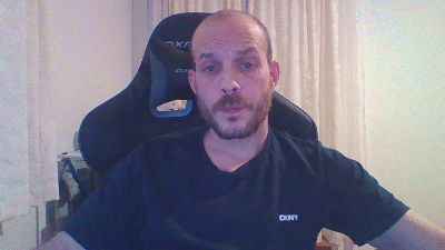 eins2eins3 — Cam4 stream photo (Dec 2025)