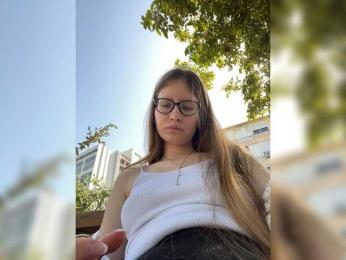 Luxxu — Bongacams stream photo (Apr 2026)