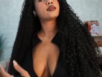 naomixjones1 — Chaturbate stream photo (Apr 2026)