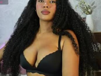 naomixjones1 — Chaturbate stream photo (Apr 2026)