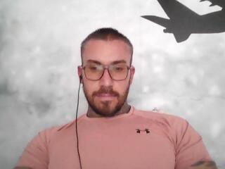 Lucias Crawford — modelo de webcam en línea en flirt4free