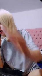 Youlittlestar28 — Cam4 stream photo (Apr 2026)