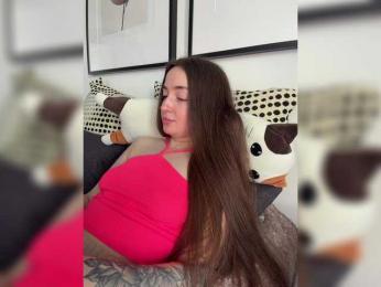 ChloeMeow — bongacams