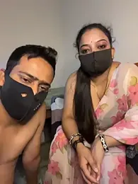 Rimi_Bhabhi — modelo de webcam en línea en stripchat
