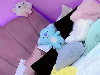 aliisson-doll — Camsoda stream photo (Mar 2026)