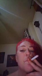 iris208 — Cam4 stream photo (May 2026)