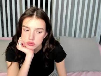 bab_boom — modelo de webcam en línea en chaturbate