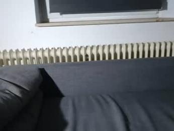 hottieselly — modelo de webcam en línea en chaturbate