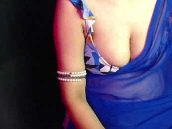 Monika67 — modelo de webcam en línea en bongacams
