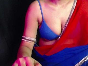 Monika67 — modelo de webcam en línea en bongacams