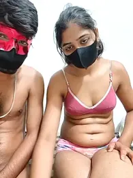 Rubina_khan1 — modelo de webcam en línea en stripchat