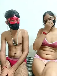 Rubina_khan1 — modelo de webcam en línea en stripchat