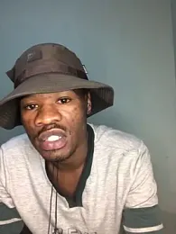 thandolezwe1 — Stripchat stream photo (May 2026)