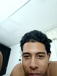 steven_dahia — Stripchat stream photo (May 2025)