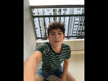 Blum_icee — Stripchat stream photo (Jun 2026)