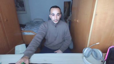 atractivo91bcn — Cam4 stream photo (Mar 2026)