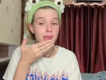 pussymoneywet — Chaturbate stream photo (Apr 2026)