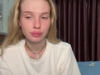 pussymoneywet — Chaturbate stream photo (Apr 2026)