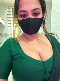 Bristy- — modelo de webcam en línea en stripchat
