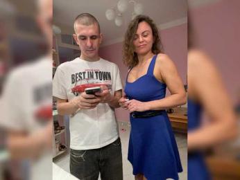 Easy-Li — modelo de webcam en línea en bongacams