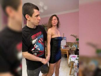 Easy-Li — modelo de webcam en línea en bongacams