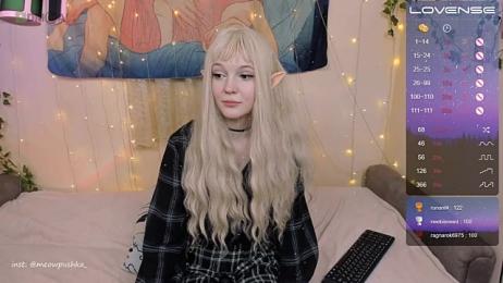 -meowpa- — Stripchat stream photo (Feb 2023)