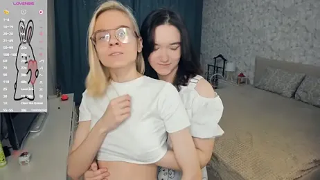 KarinStfleur — Stripchat stream photo (May 2026)
