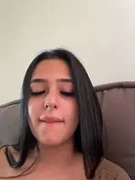 jujuarantes__2026 — modelo de webcam en línea en stripchat
