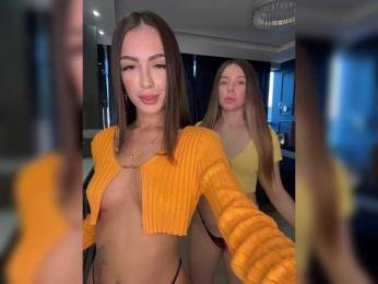 -Monic- — modelo de webcam en línea en bongacams