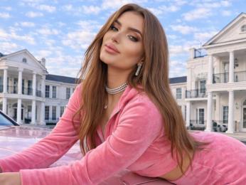 AmberLyn — modelo de webcam en línea en livejasmin