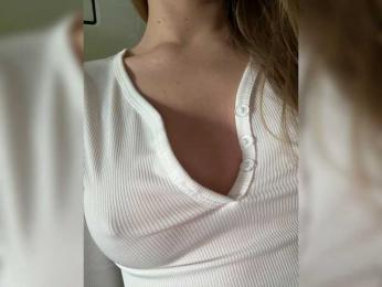 -Darinaa- — Bongacams stream photo (Mar 2026)