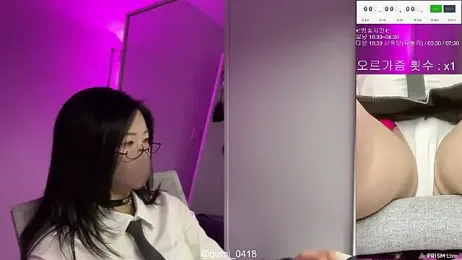 gumi_0418 — modelo de webcam en línea en stripchat