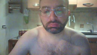 Hugos31 — Cam4 stream photo (Feb 2026)