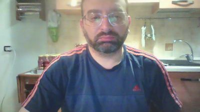 Hugos31 — Cam4 stream photo (Mar 2026)