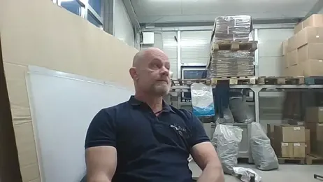 Boomerhun — modelo de webcam en línea en stripchat