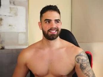 paulphoenix_ — Chaturbate stream photo (Apr 2026)