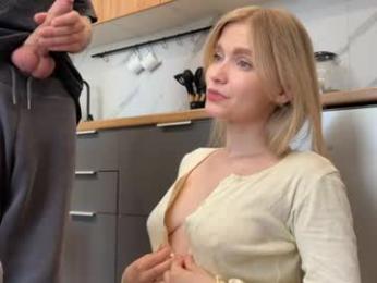 adele_nick2202 — Chaturbate stream photo (Apr 2026)