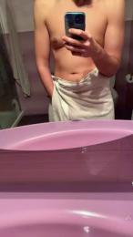 Hornyboycam — Cam4 stream photo (Dec 2025)