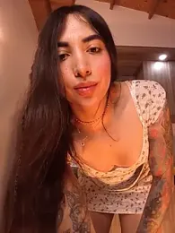 valeriahornier — modelo de webcam en línea en stripchat