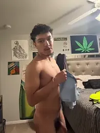 latino_switch — Stripchat stream photo (May 2026)