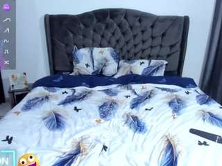 golddivine — Camsoda stream photo (Mar 2026)