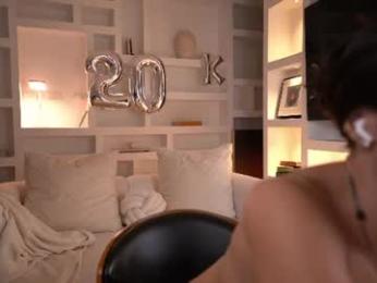 marsabass — modelo de webcam en línea en chaturbate
