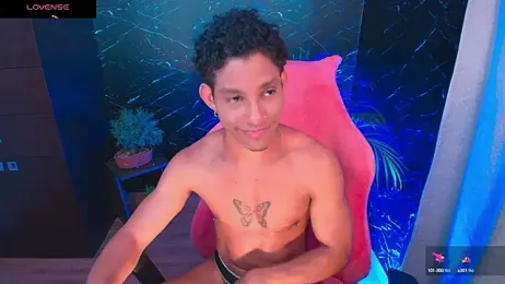 Palo_santo — Stripchat stream photo (Nov 2025)