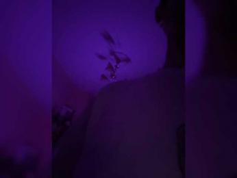 Josie-Den — Bongacams stream photo (Sep 2026)