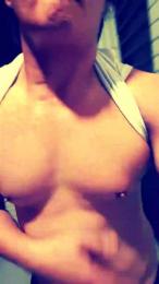 flytosky000 — modelo de webcam en línea en cam4