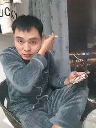 defgghj — Stripchat stream photo (Nov 2025)