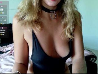 SweetLucyX — Bongacams stream photo (Apr 2026)