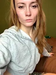 xxxzoeyslifexxx — Stripchat stream photo (Dec 2025)